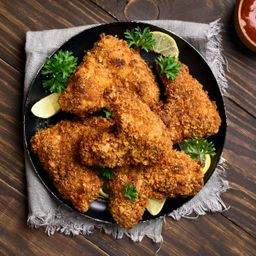 Crispy and Delicious Chicken Wings Crispy and Delicious Chicken Wings