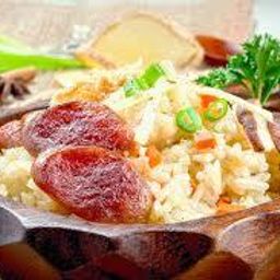 arroz con salchicha toscana fría a presión