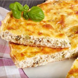 Torta Rápida de Frango Friato Torta Rápida de Frango Friato