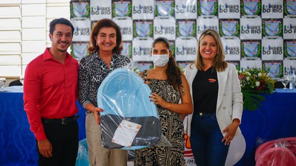 Friato entrega Kits de Maternidade através do Projeto de Óleo no Futuro